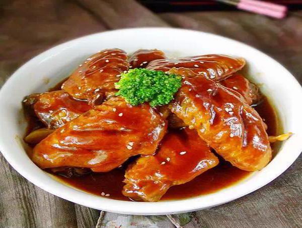 做家常菜時(shí)，“耗油”這3種菜不能亂發(fā)，不提鮮反而味道怪異