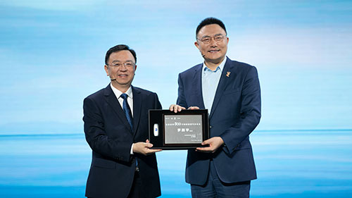 第500萬(wàn)輛新能源汽車(chē)下線-2.jpg