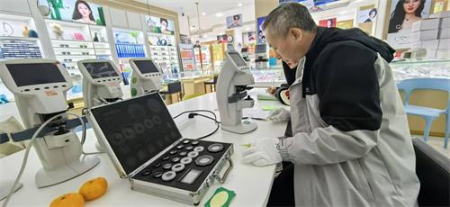 臨沂市眼鏡協(xié)會組織開展配裝眼鏡委托檢驗(yàn)工作2.jpg